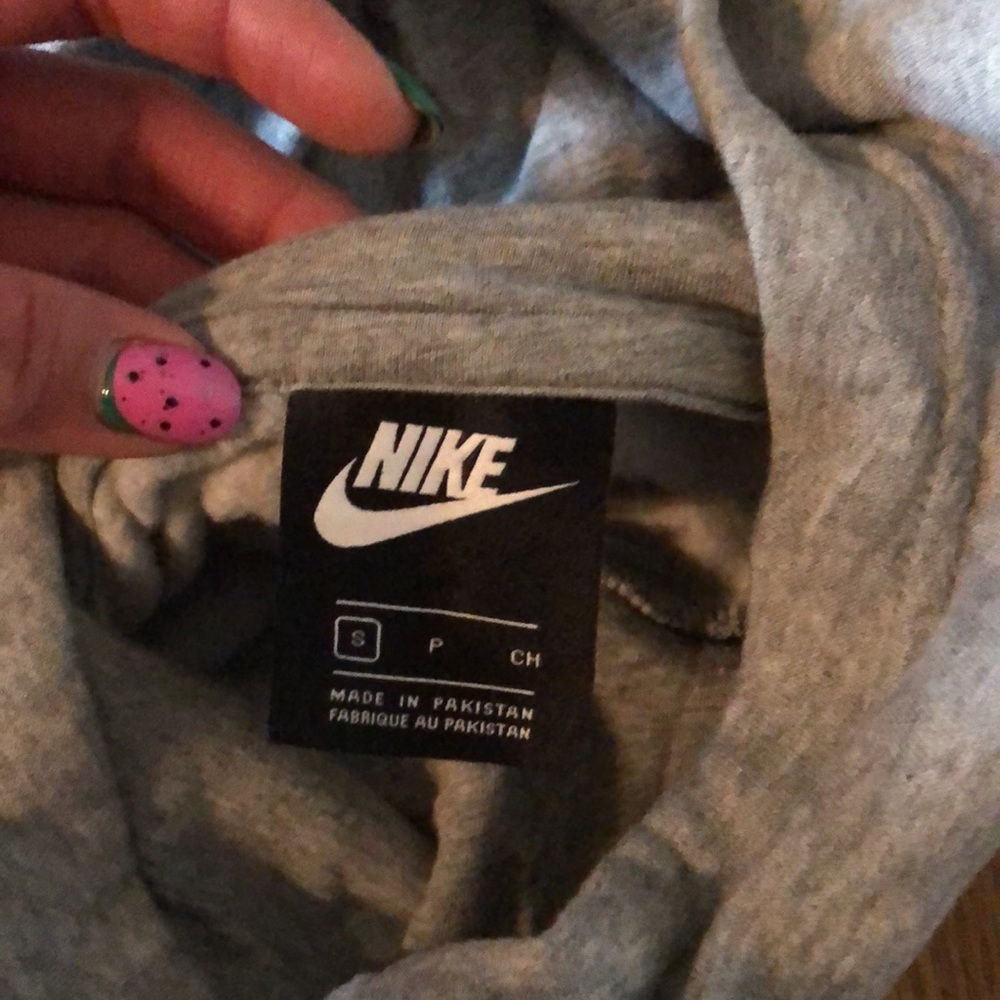 Sweater - Picture 2 of 3